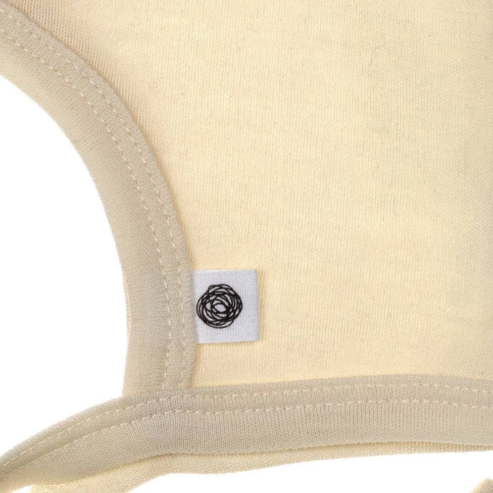 Baby bonnet in 100% merino wool