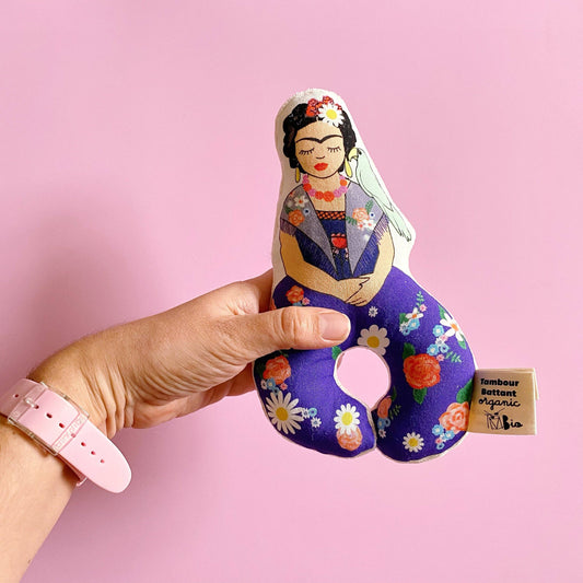Frida – organic rattle